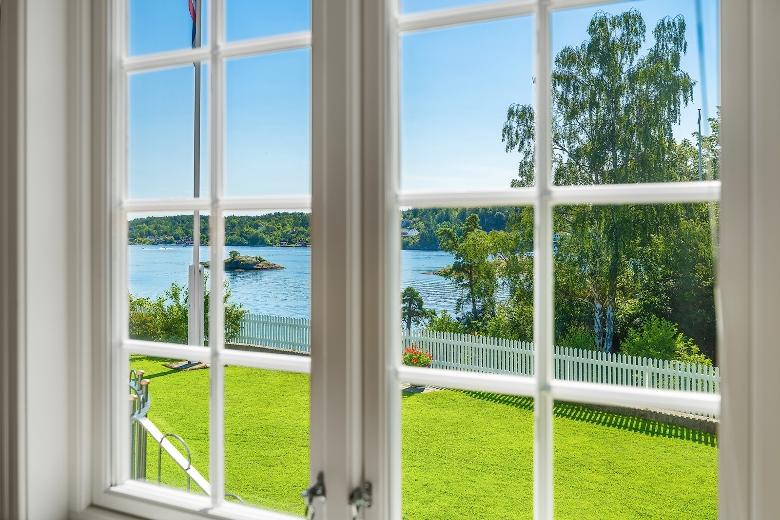 Utsikt fra stuevinduet Galleribilde