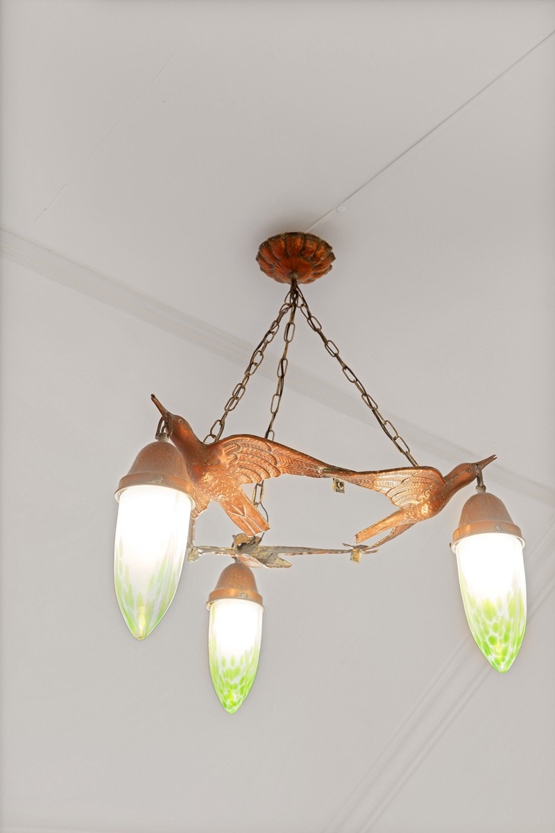 Tidløs lampe som passer inn i boligens stil og miljø Galleribilde