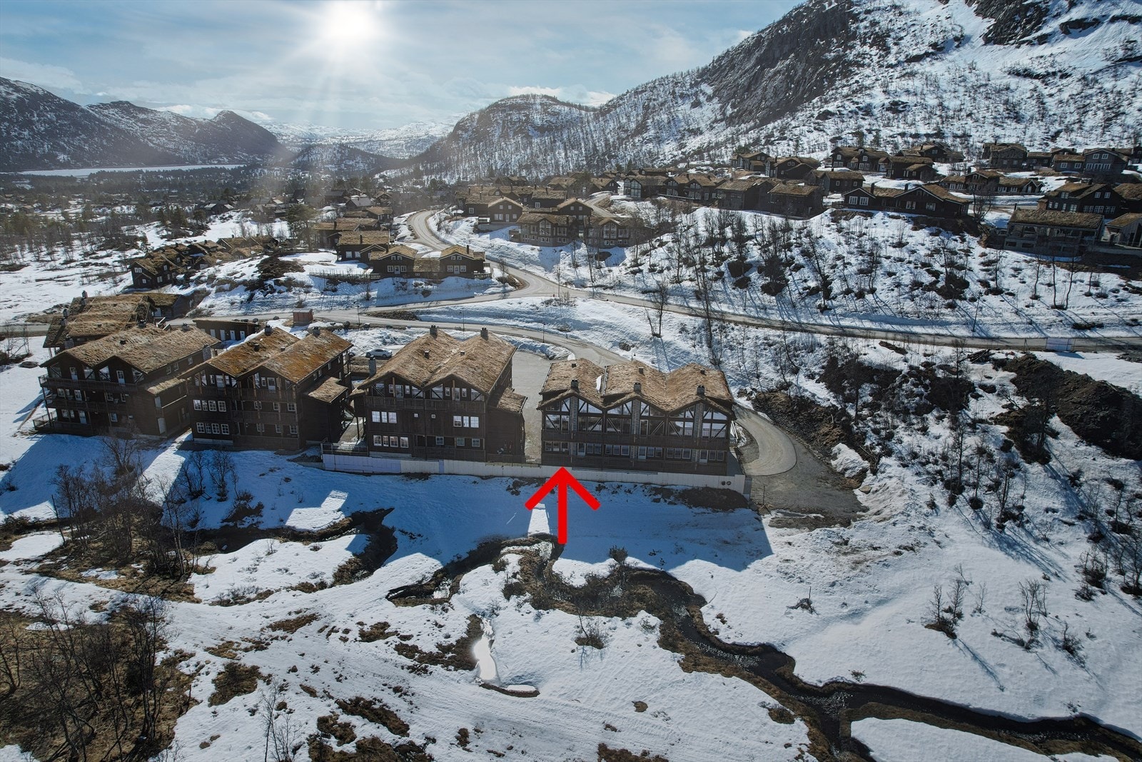 Leiligheten ligger fritt til med utsikt mot Nos - Ski inn / Ski ut! Galleribilde