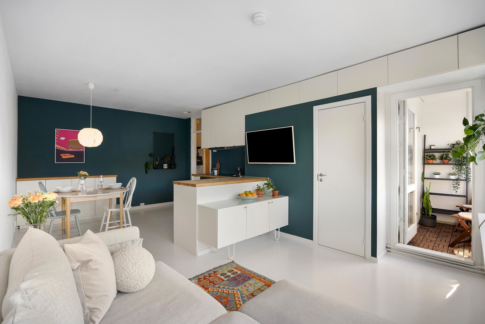 Pen leilighet med meget god og effektiv planløsning. Velkommen på visning i Enerhauggata 1! Galleribilde