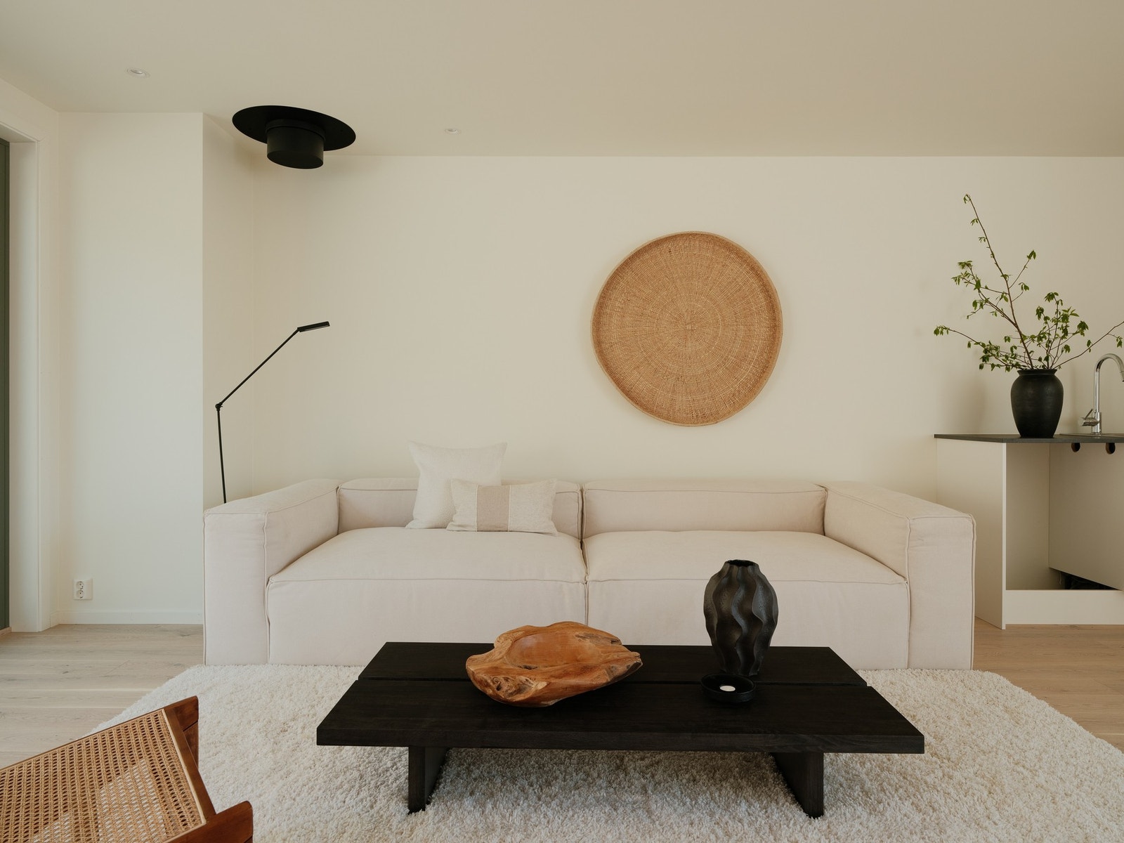 Innvendig fargevalg malt gips S0502Y Bomull glans 07. Galleribilde