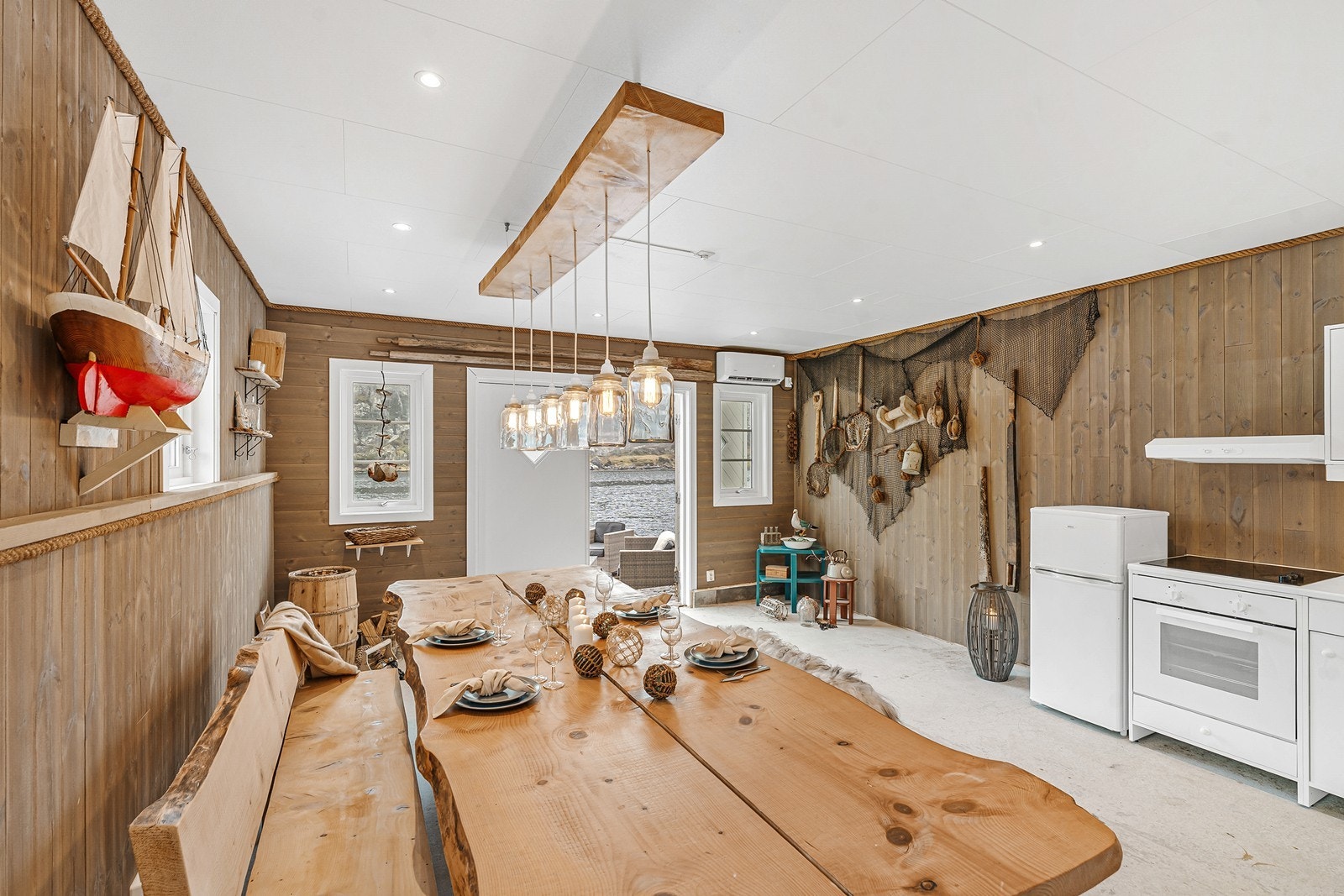 Naustet har varmepumpe. Galleribilde