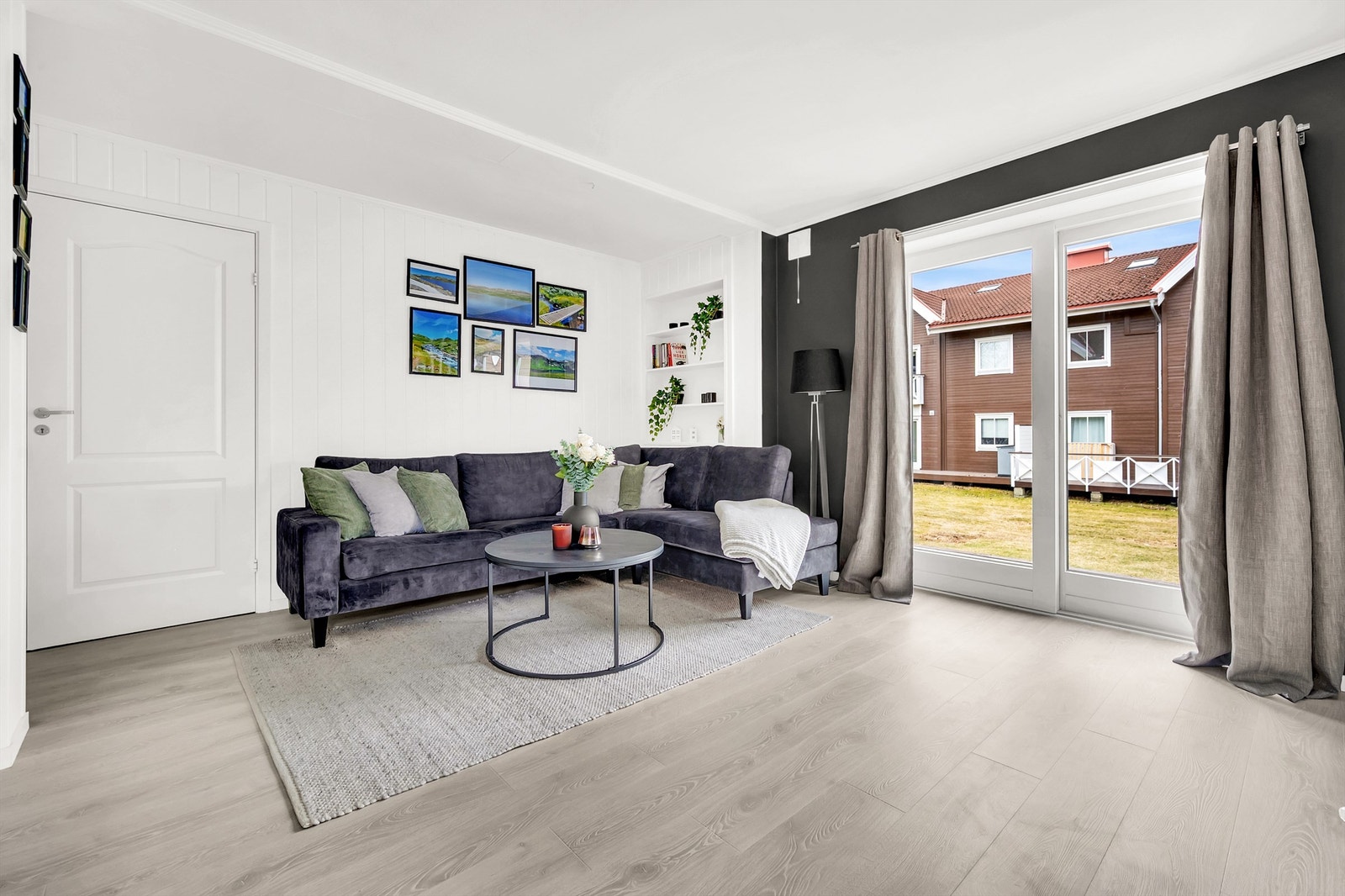 Lys og luftig stue Galleribilde