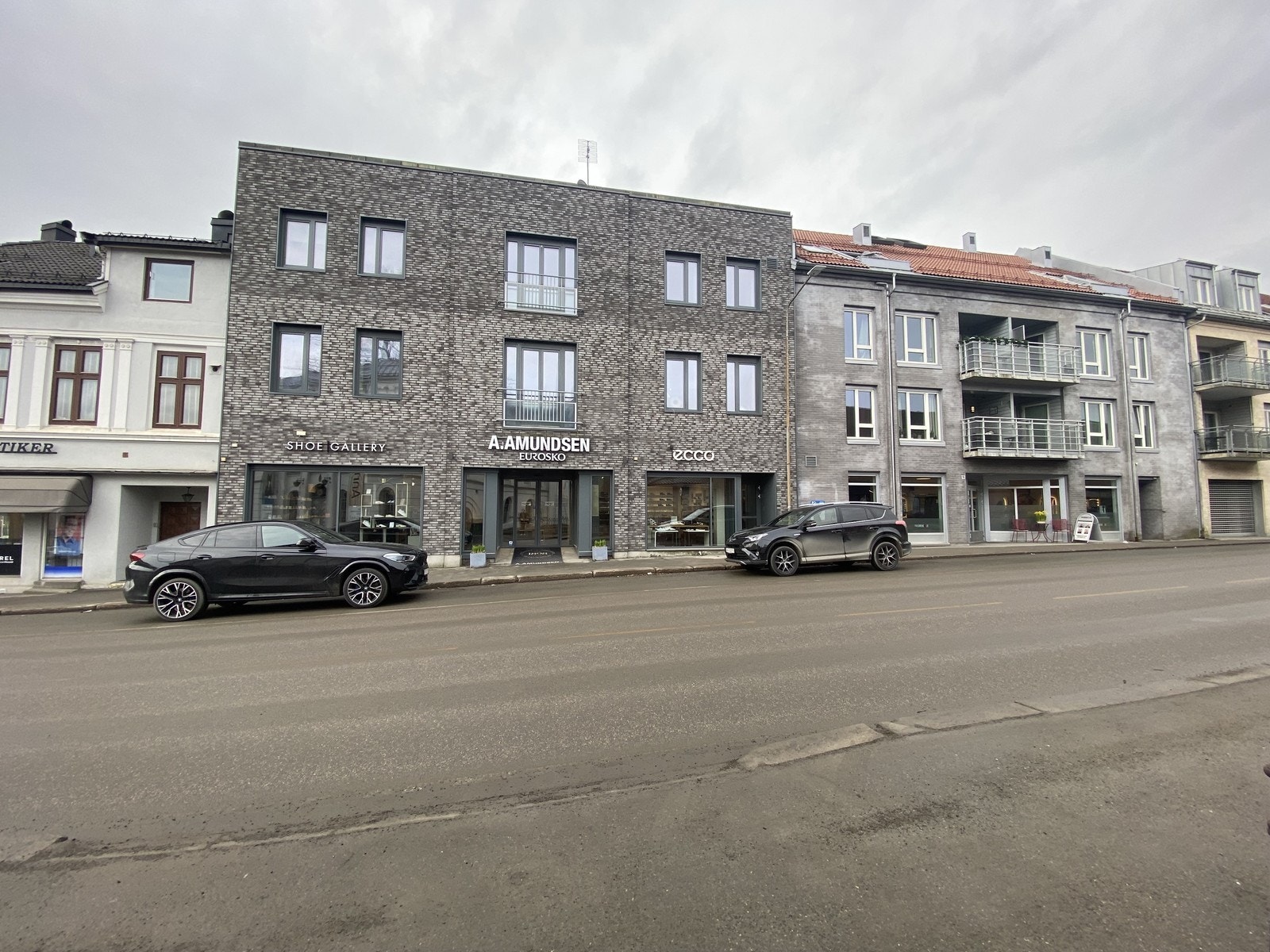 Velkommen til Liegata 7! Leiligheten ligger i 2. etasje Galleribilde