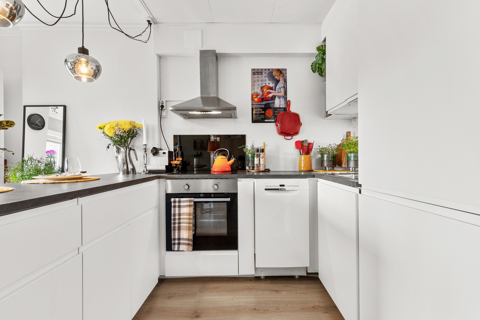 Innredningen er fra IKEA. Galleribilde