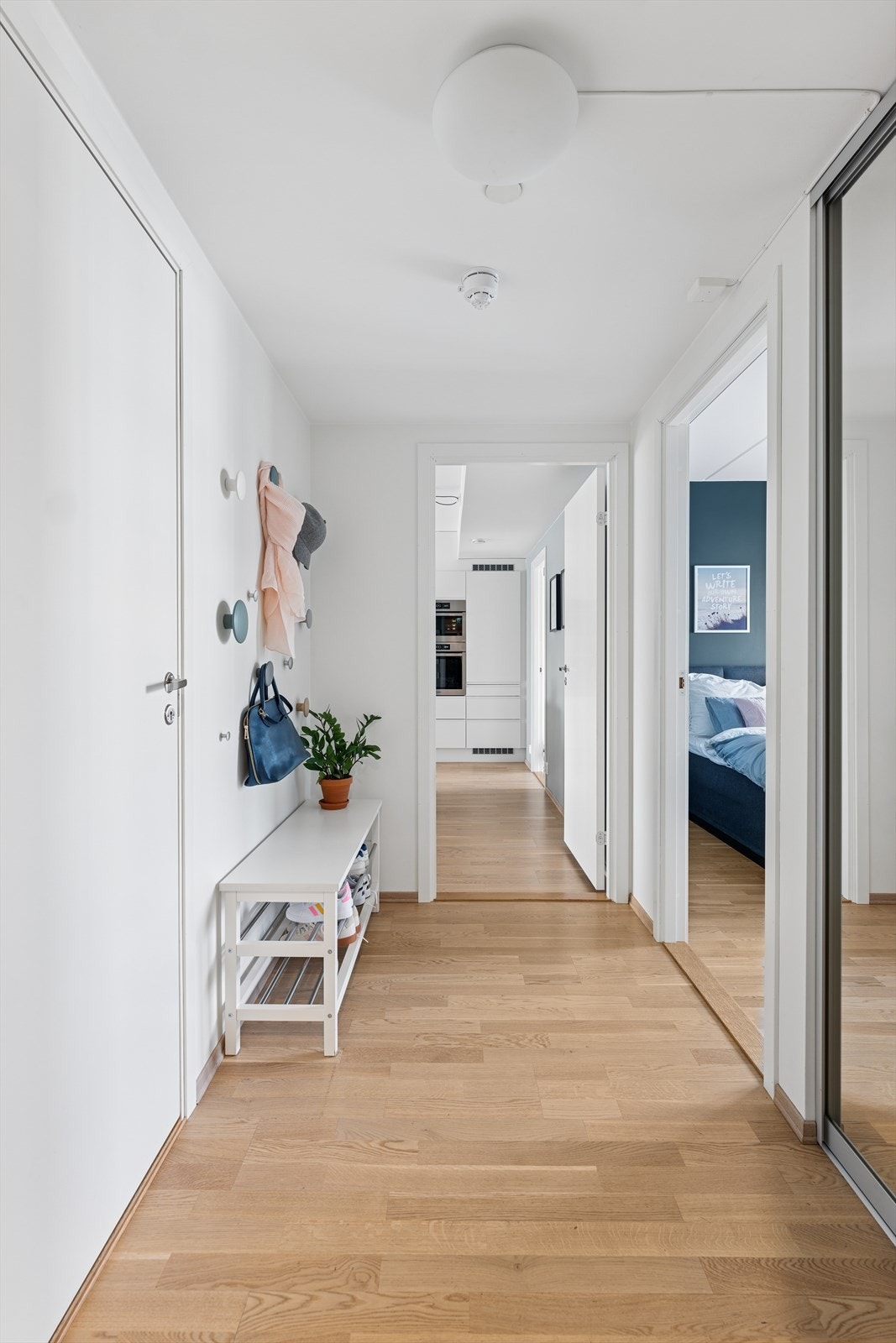 Her er det godt å komme hjem og hyggelig å ønske gjester velkommen Galleribilde