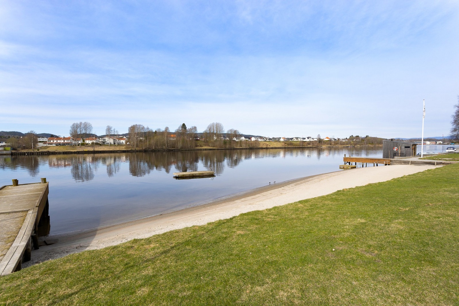 Bystranda rett ved boligen Galleribilde
