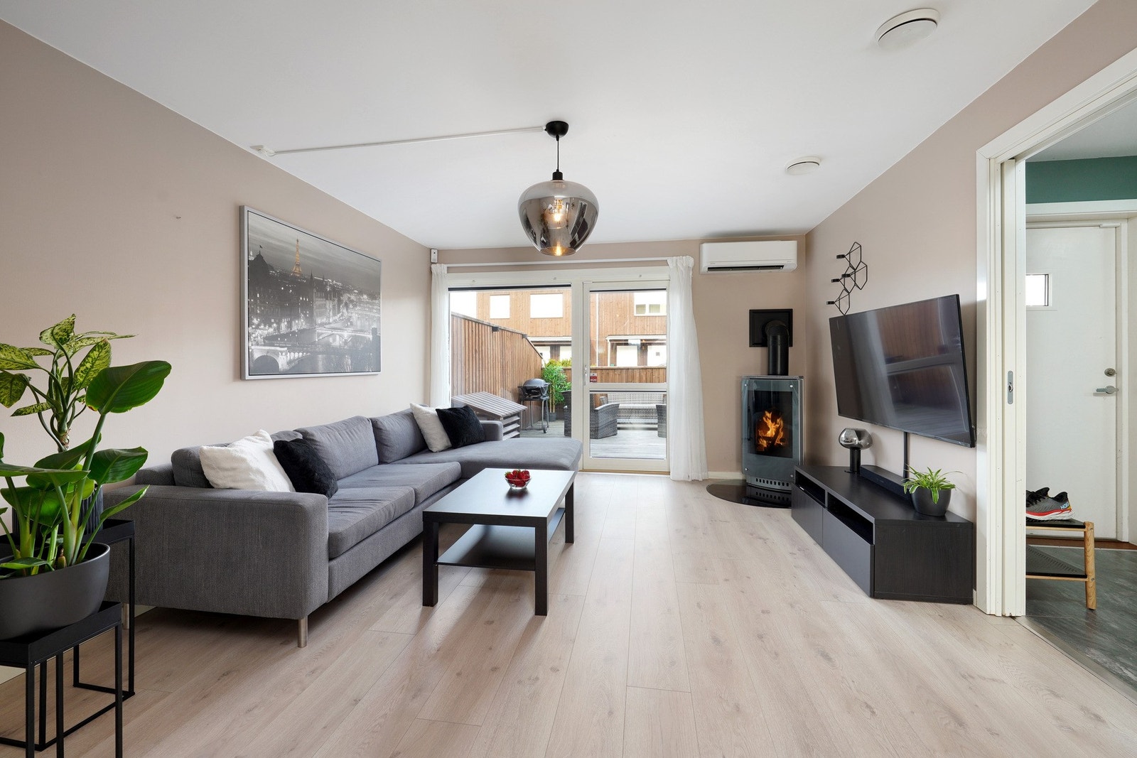 Fin stue byr på flere innredningsmuligheter etter ønsker og behov. Galleribilde