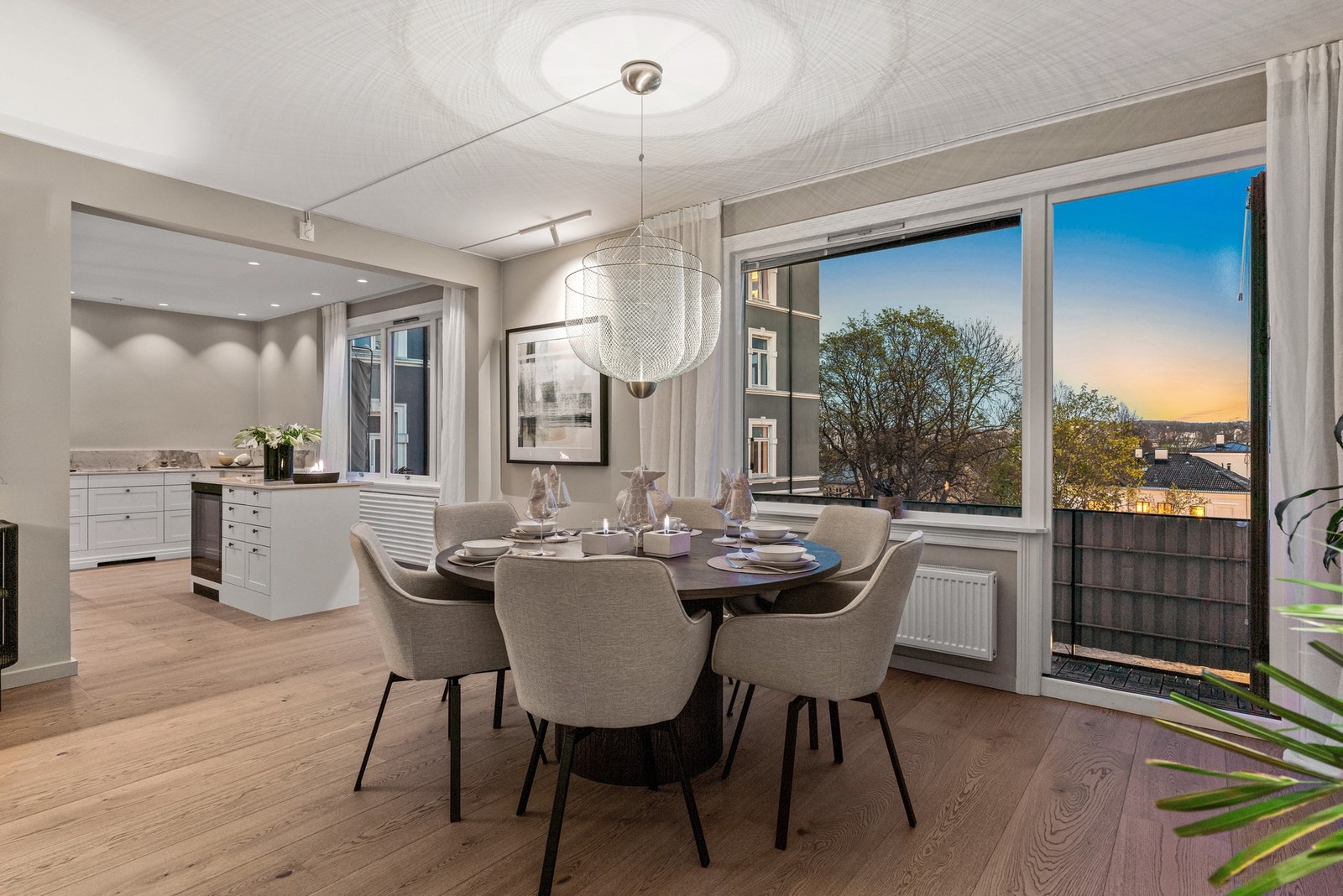 Velkommen til Bogstadveien 7B! Presentert av Privatmegler Marius Semmerud Berg. Galleribilde