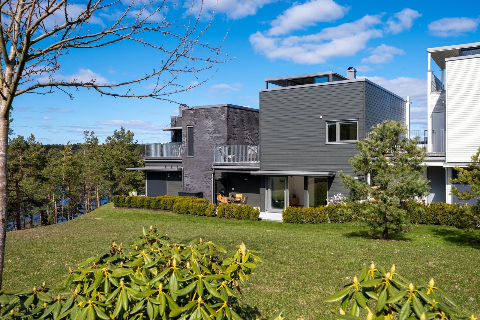 Dette er Måkekollen 36 - en moderne bolig med høy standard. Velkommen til visning. Galleribilde