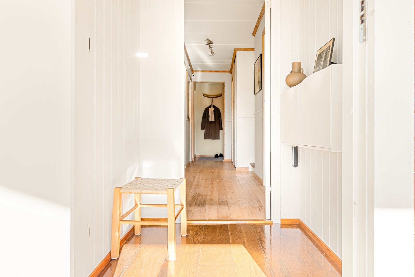 Entré. Galleribilde