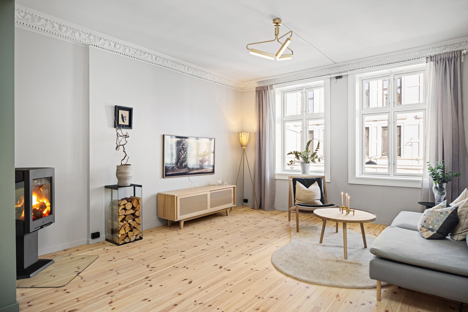 - Velkommen til Thorvald Meyers gate 17 A, presentert av Eiendomsmegler MNEF / Partner Bjørnar Mikkelsen (tlf 938 98 132) hos Schala &Partners - Galleribilde