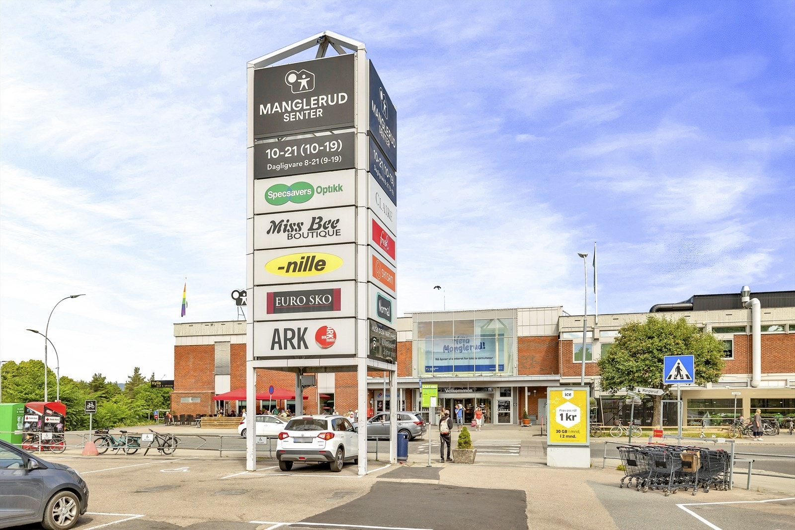 Manglerud senter som er et fantastisk servicetilbud ligger rett ved Galleribilde