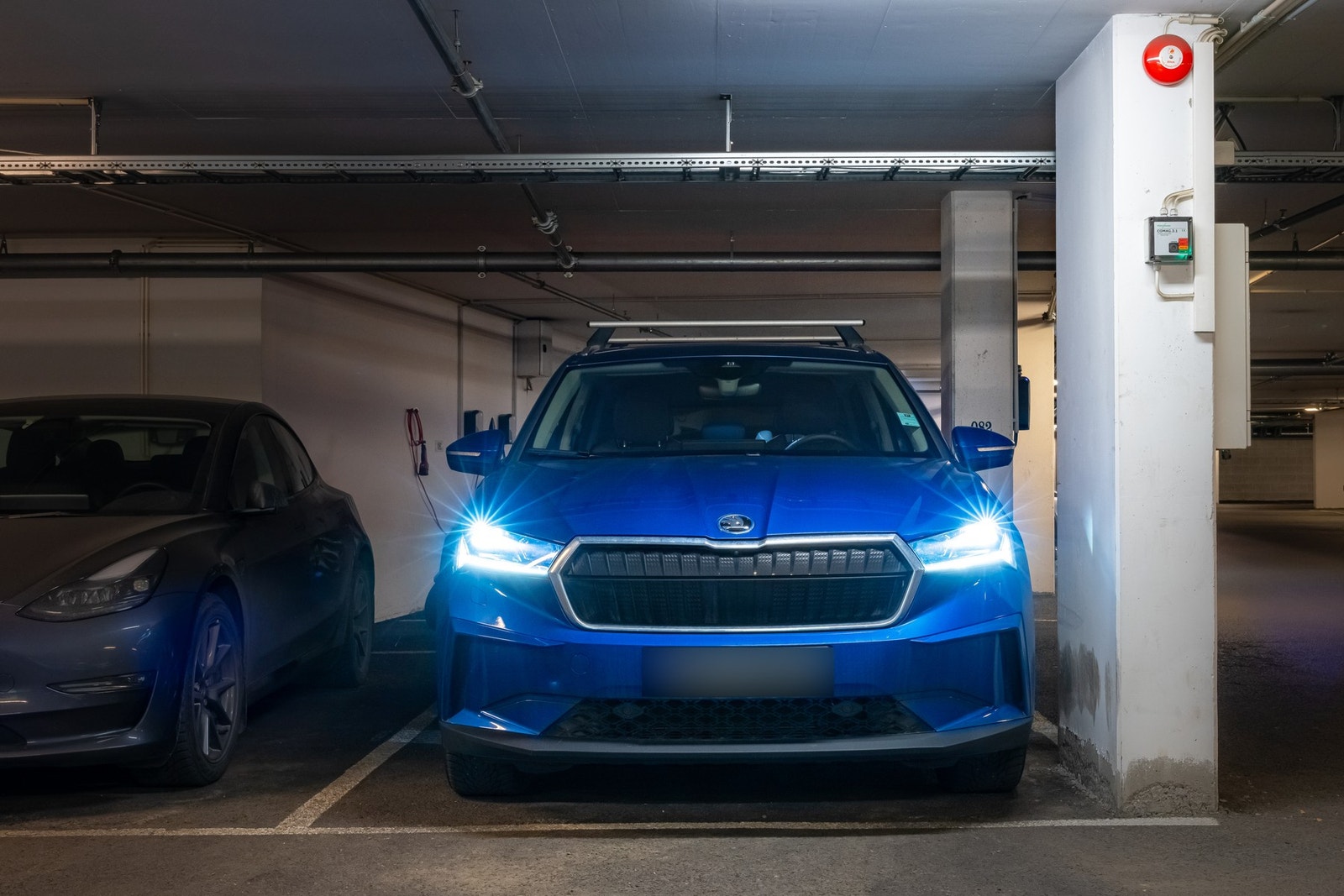 Det medfølger en parkeringsplass i felles garasjeanlegg. Galleribilde