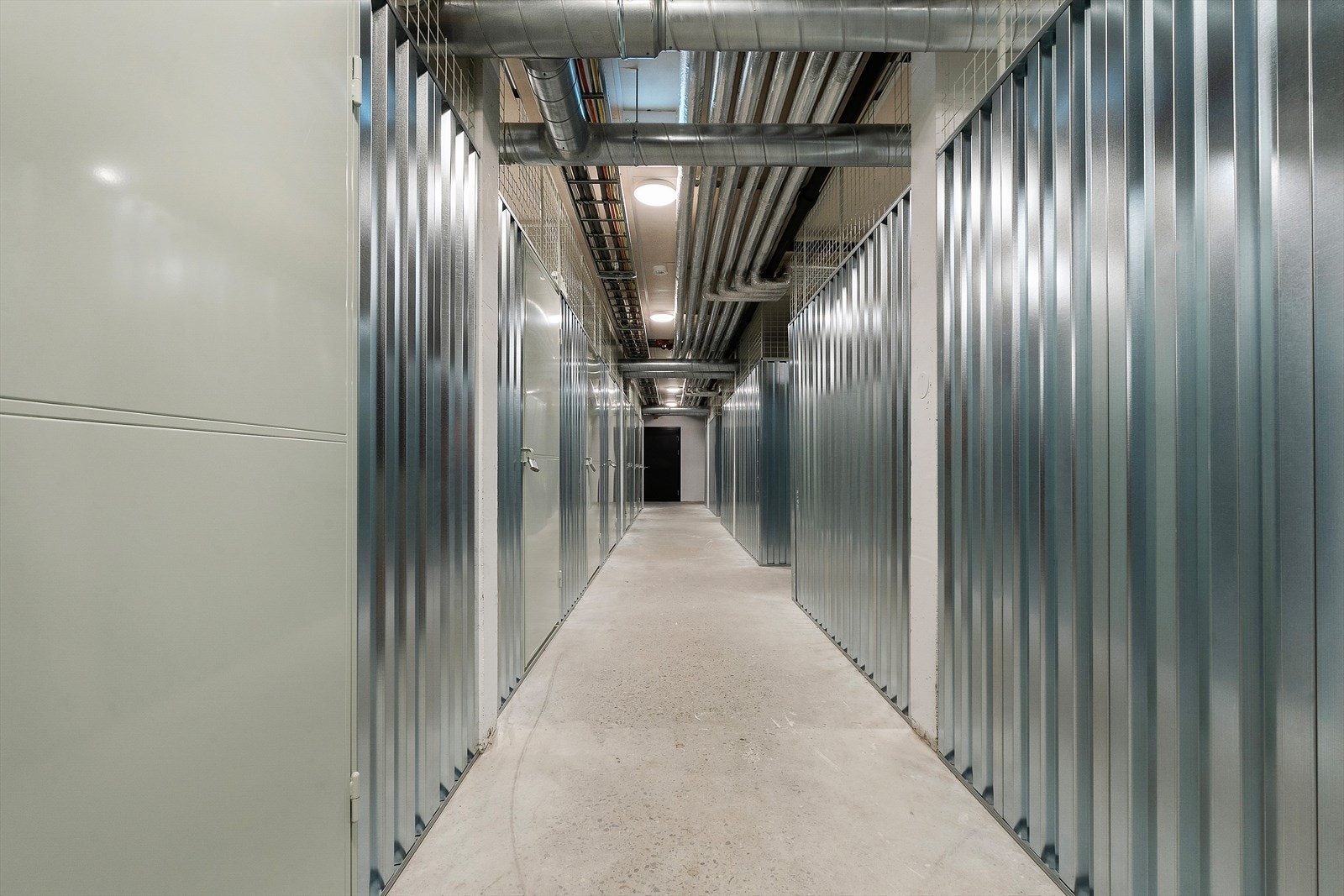 Leiligheten disponerer en praktisk bod på 5 kvm i kjeller. Galleribilde