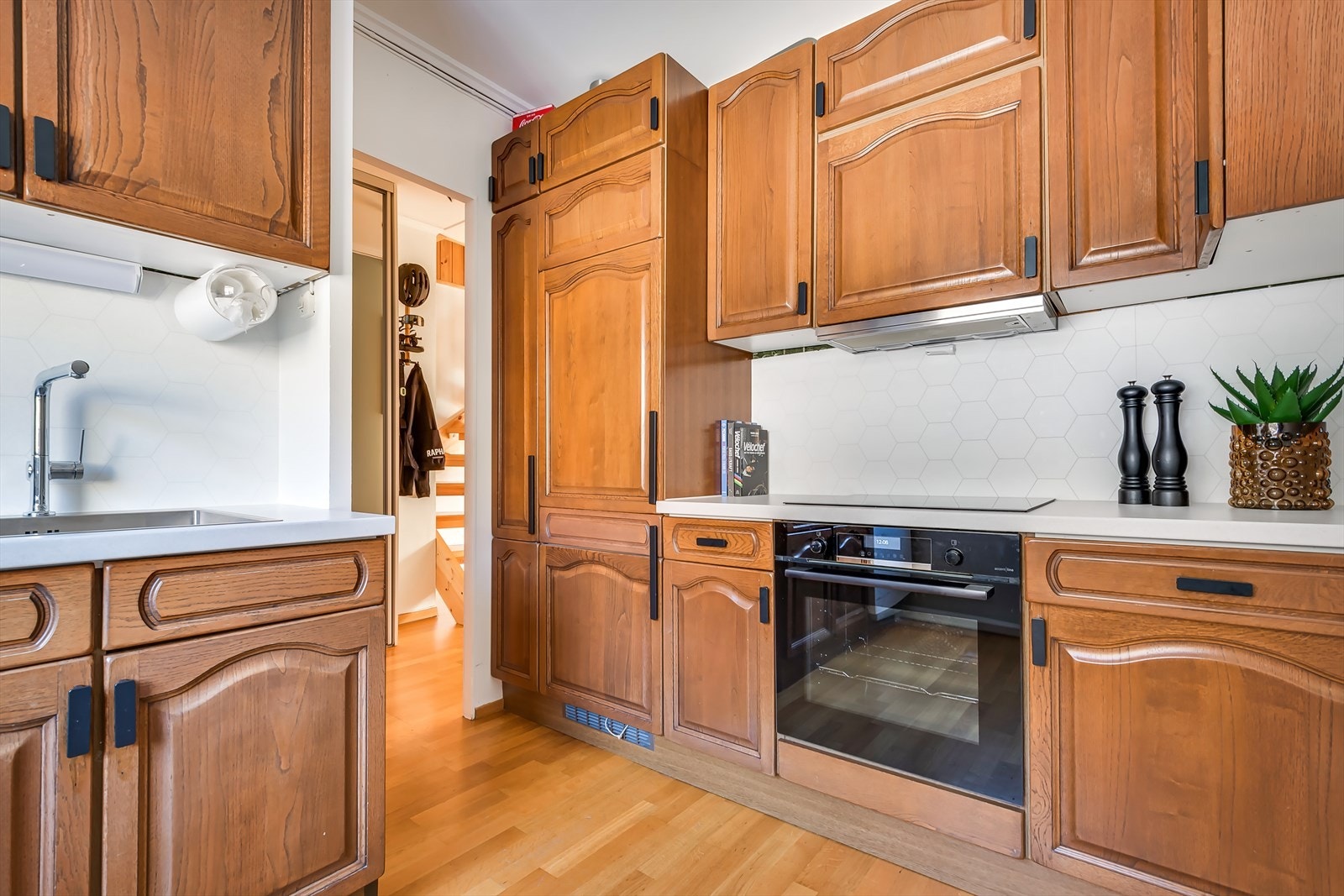 Meget hyggelig kjøkkenrom av god størrelse Galleribilde