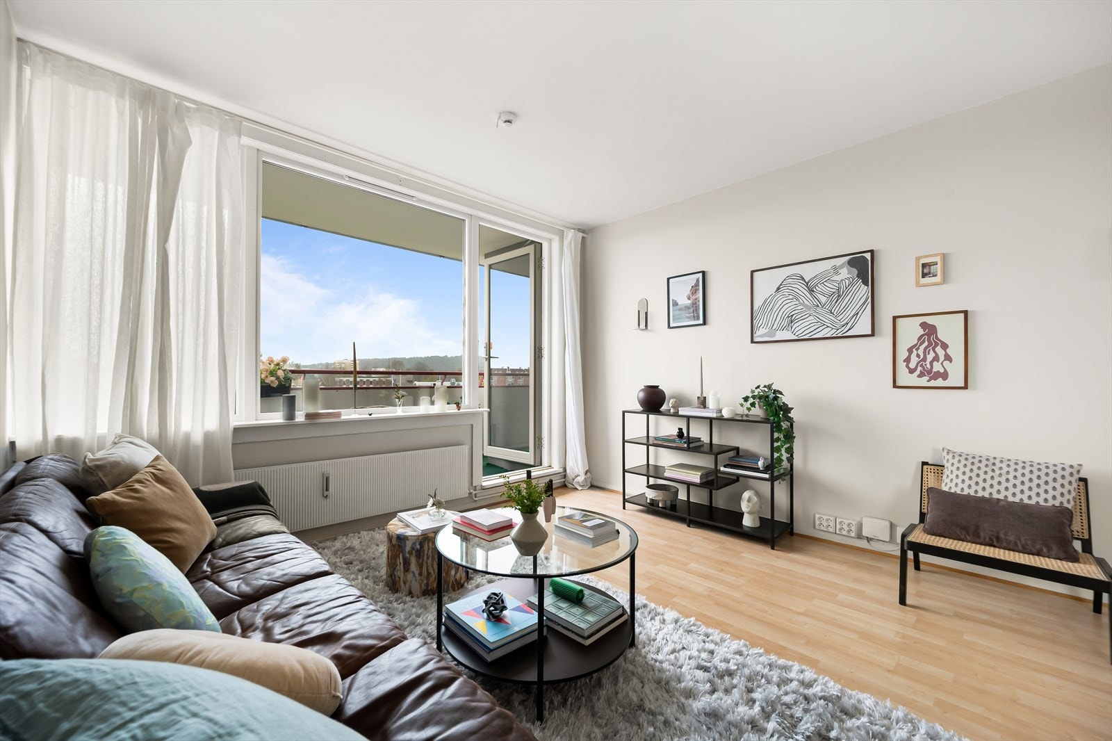 Leiligheten har en god planløsning med separat stue og kjøkken Galleribilde