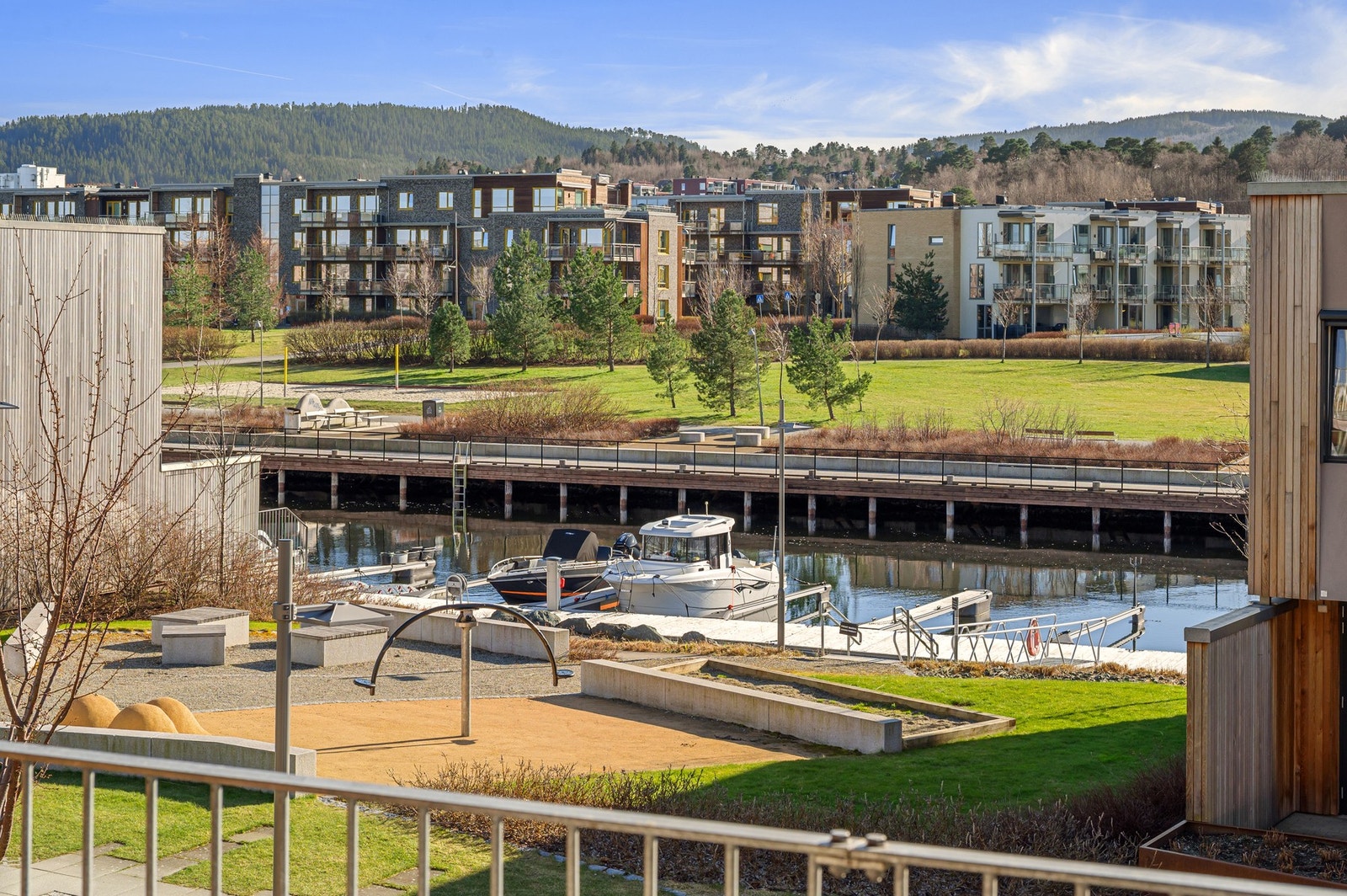 Utsikt. Galleribilde