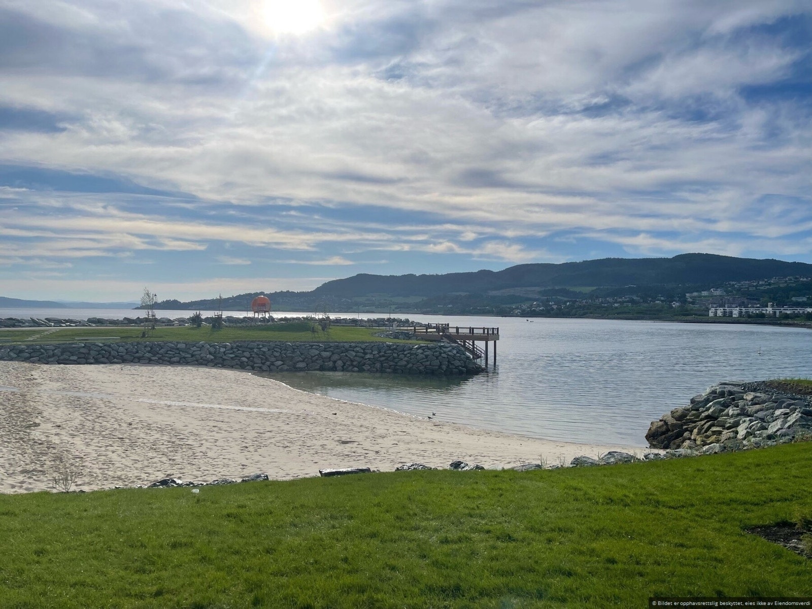 Den nye sandstranden åpnet våren 2024. Galleribilde