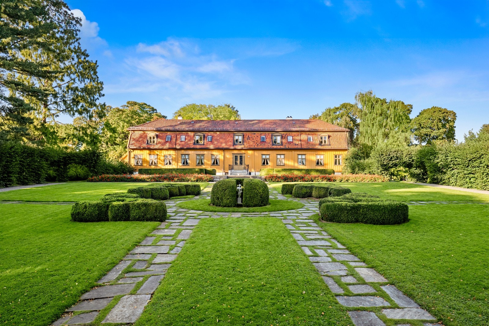 Fra boligen er det kort vei til utallige parker, her fra Botanisk hage. Galleribilde