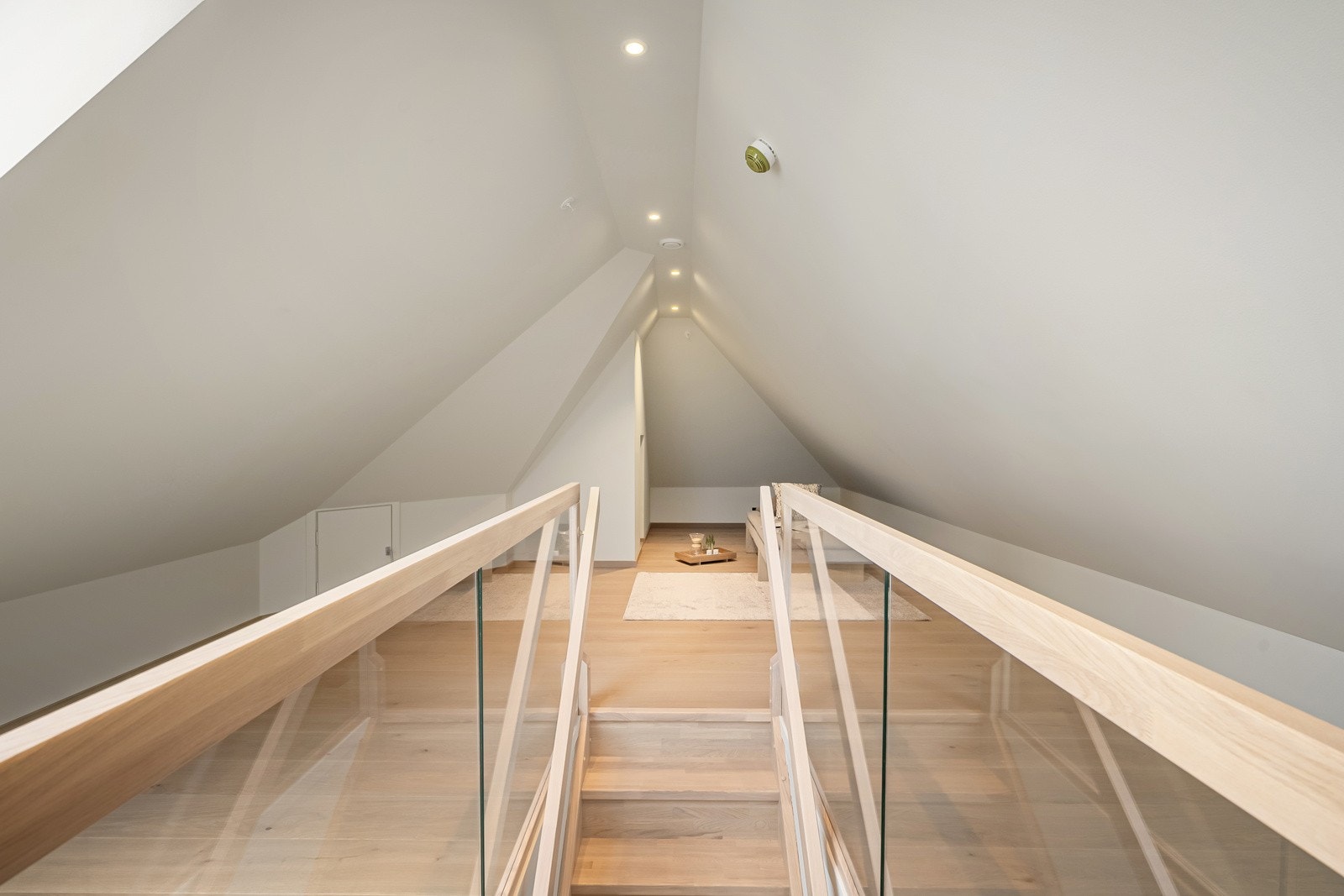 En herlig loftstue Galleribilde