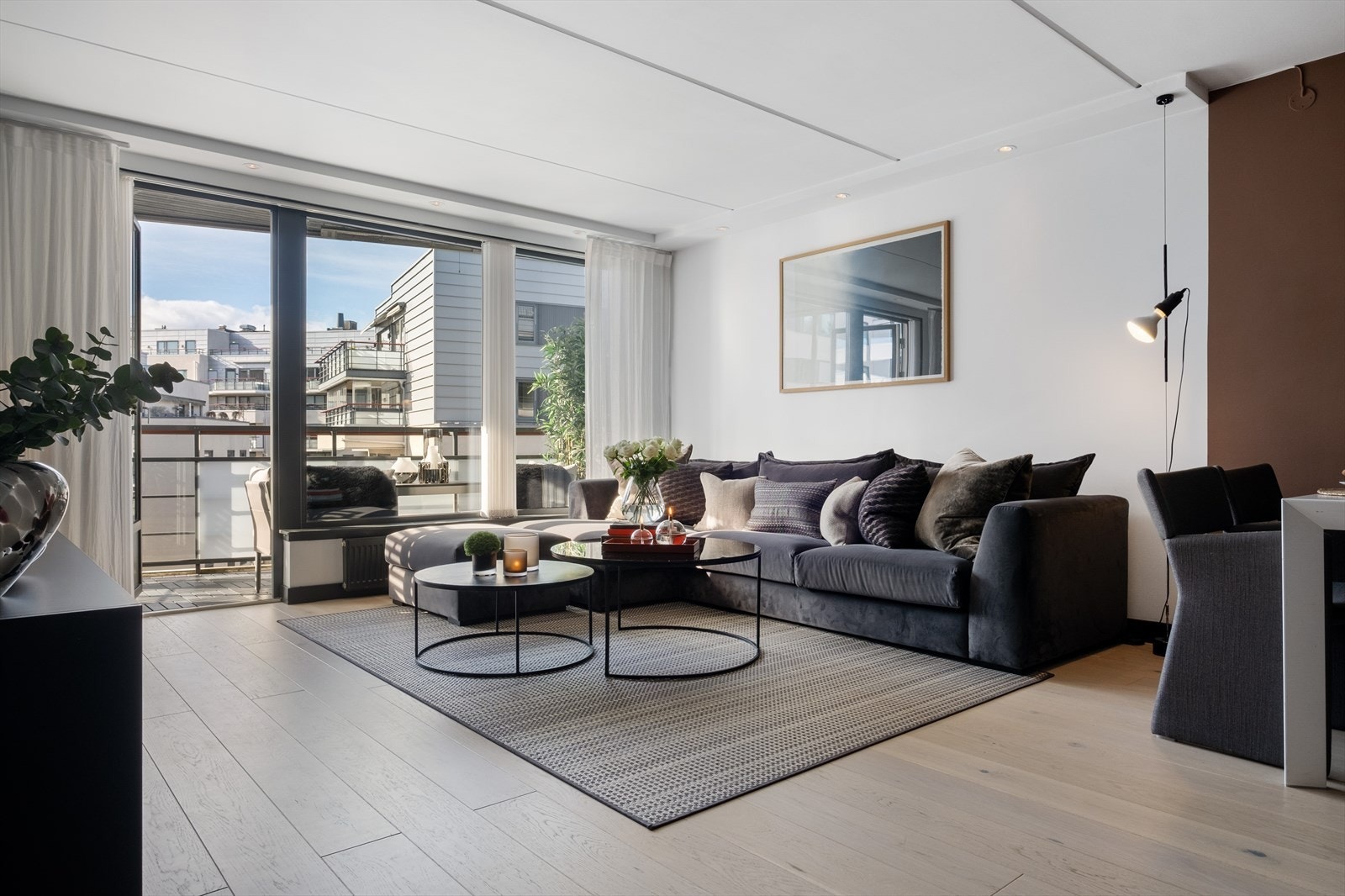 Velkommen til Messepromenaden 8 - Presentert av Sverre Wiborg - Nordvik Bærum Galleribilde