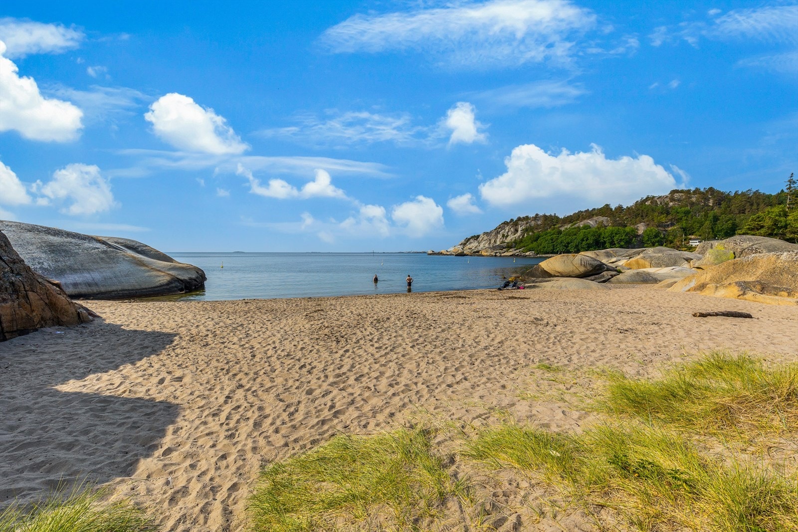 Fra hovedstranden i Ula - kanskje distriktets fineste badestrand? Galleribilde