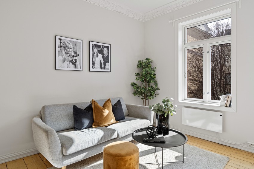 Her kan du enkelt innrede med en stor sofa og tilhørende møblement. Galleribilde