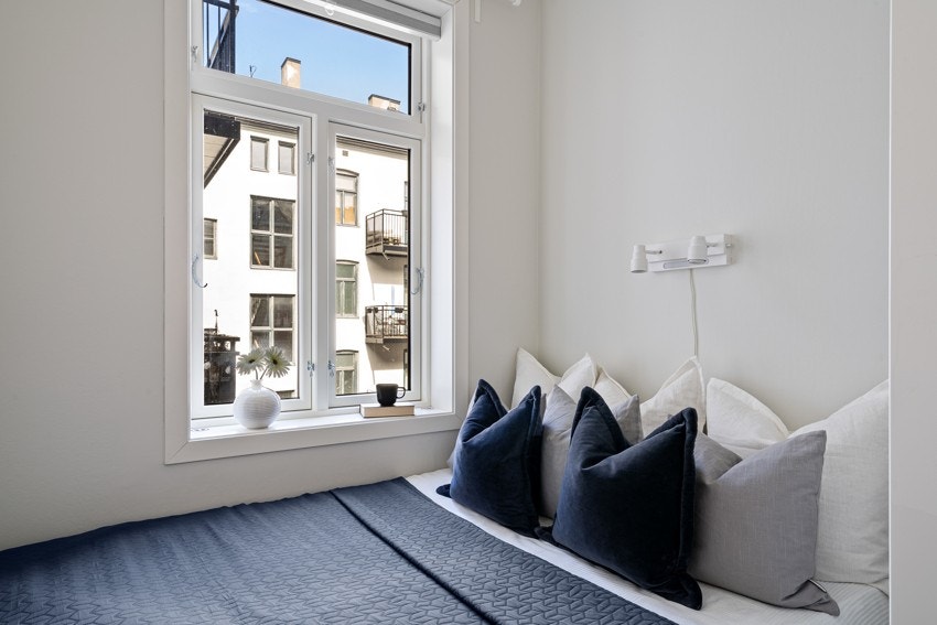 Det er også plass til et stort garderobeskap. Galleribilde