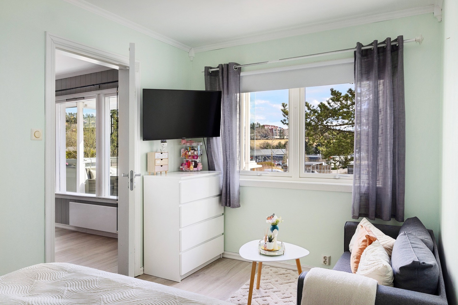 Soverommet ligger i tilknytning til stuen. Galleribilde