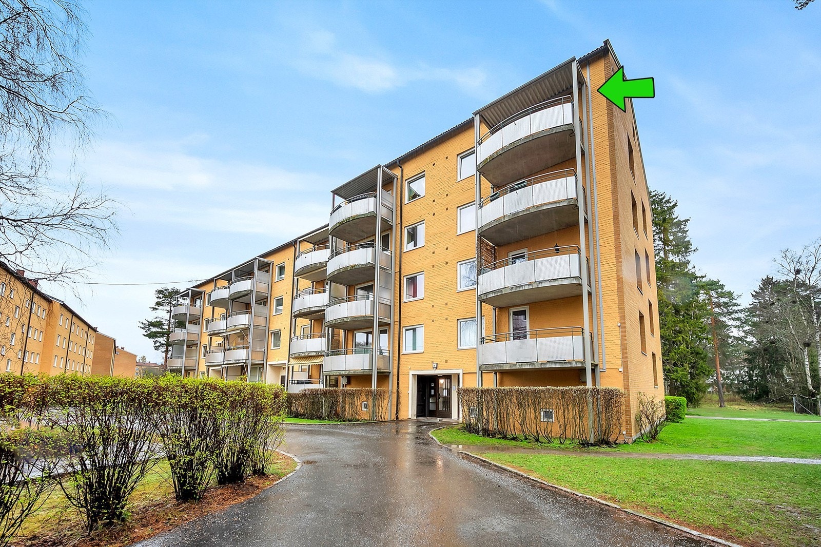 Leiligheten ligger fint til i 4. etasje og har rikelig med lysinnslipp. Galleribilde