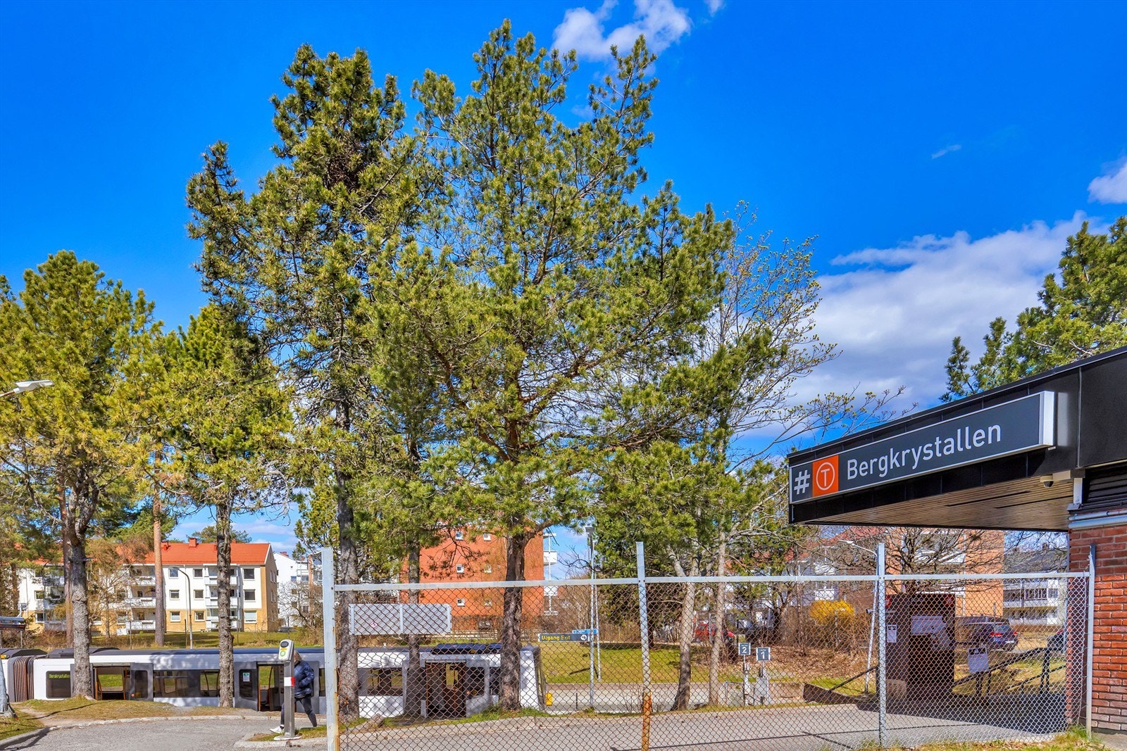 Nærhet til både Bergkrystallen og Munkelia T-banestasjon. Galleribilde