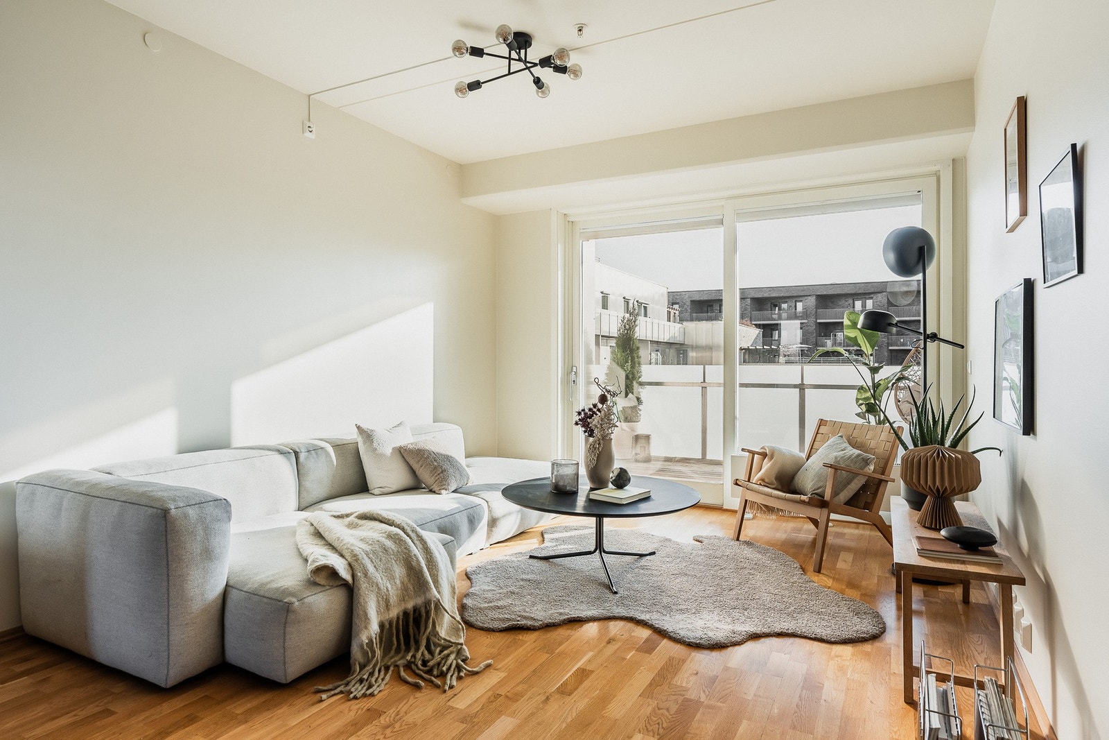 Fin og gjennomgående 4-roms. Galleribilde