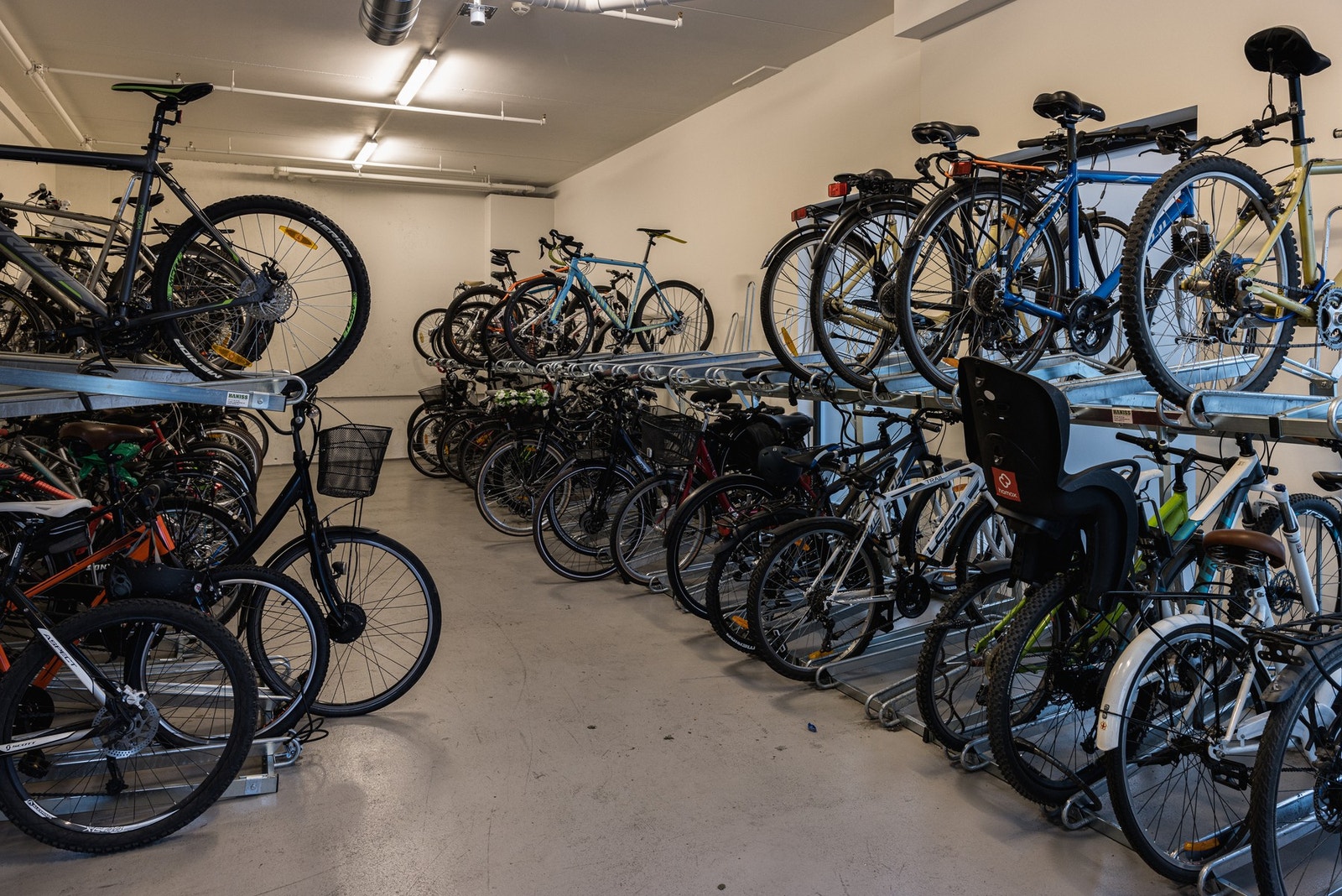 Godt med sykkelparkering og mulighet for kajakkleie. Galleribilde