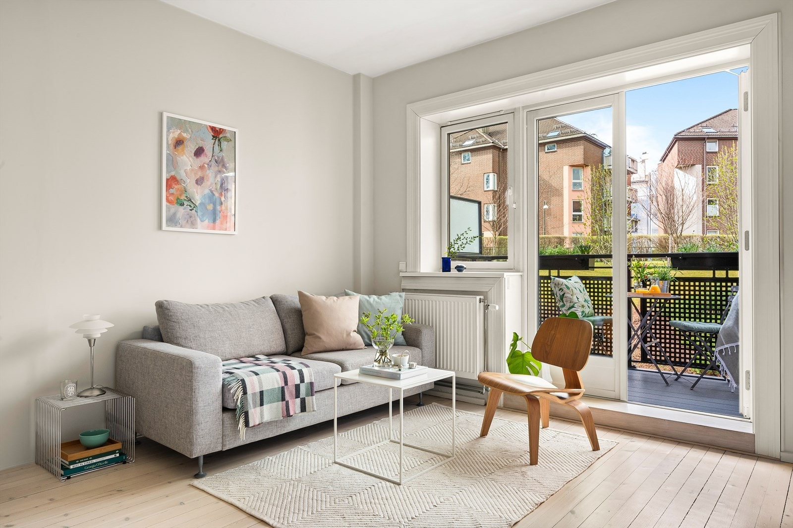 Velkommen til Maridalsveien 233C! Dette er en attraktiv og lys 2-roms leilighet beliggende i Nydalen/Bjølsen, her har du kort vei til alt det byen har å tilby! Galleribilde