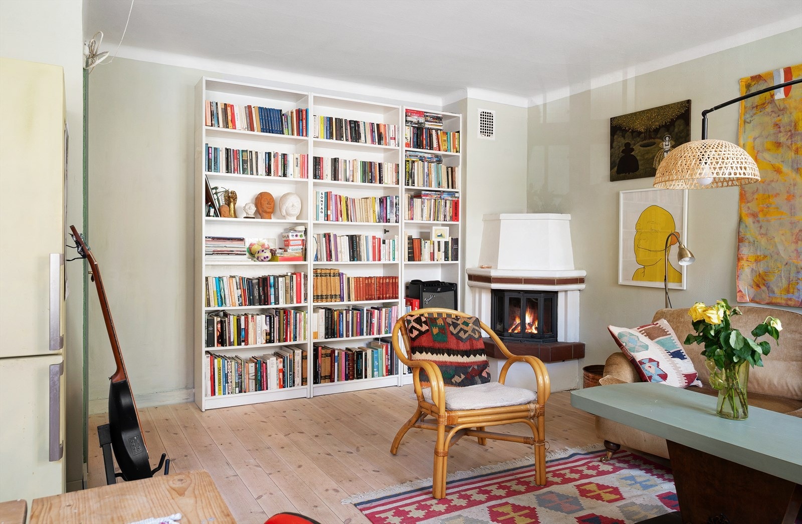 Stuen er av god størrelse og har derfor gode møbleringsmuligheter Galleribilde