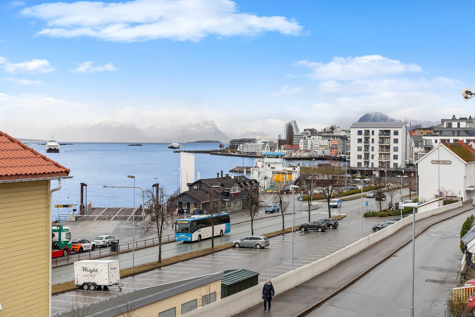 Sentral beliggenhet med flott utsikt. Galleribilde