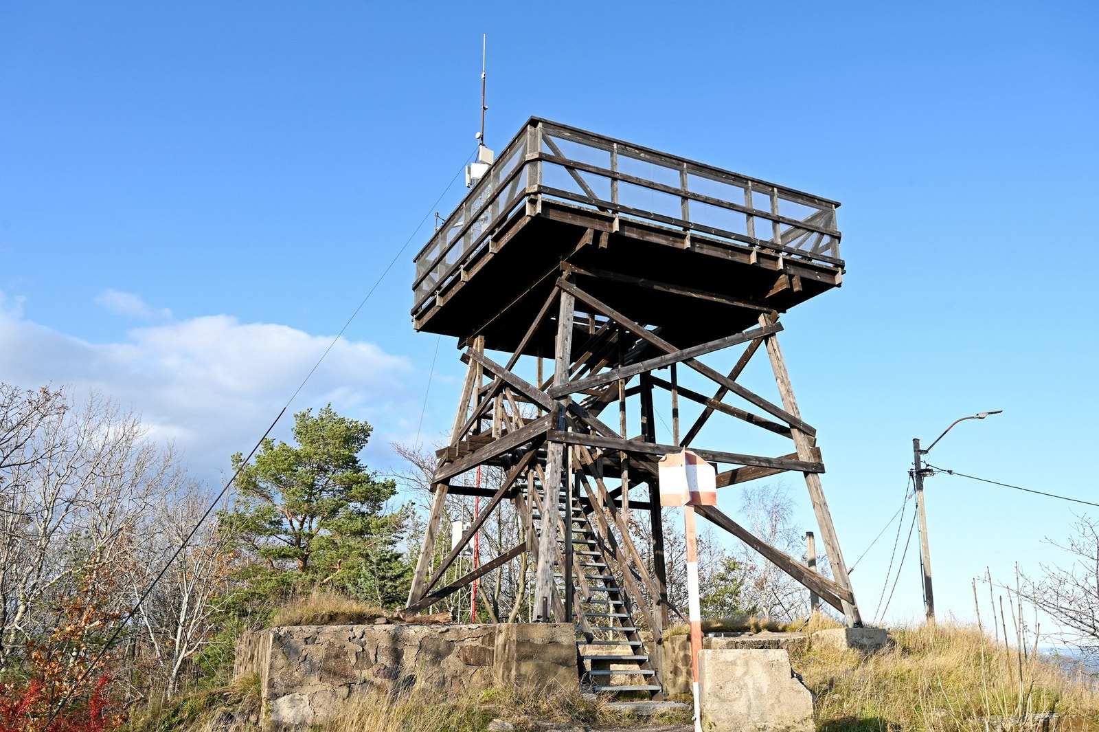 Fra utsiktspunktet har man full oversikt over det meste i Horten kommune, men også utover andre nærliggende kommuner. Galleribilde
