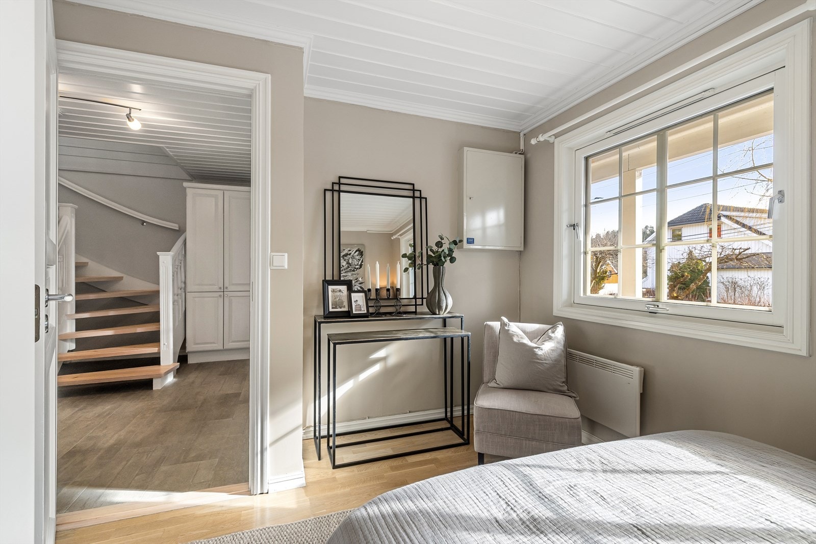 Passer perfekt som gjesterom, hobbyrom, kontor, treningsrom eller lekerom. Galleribilde