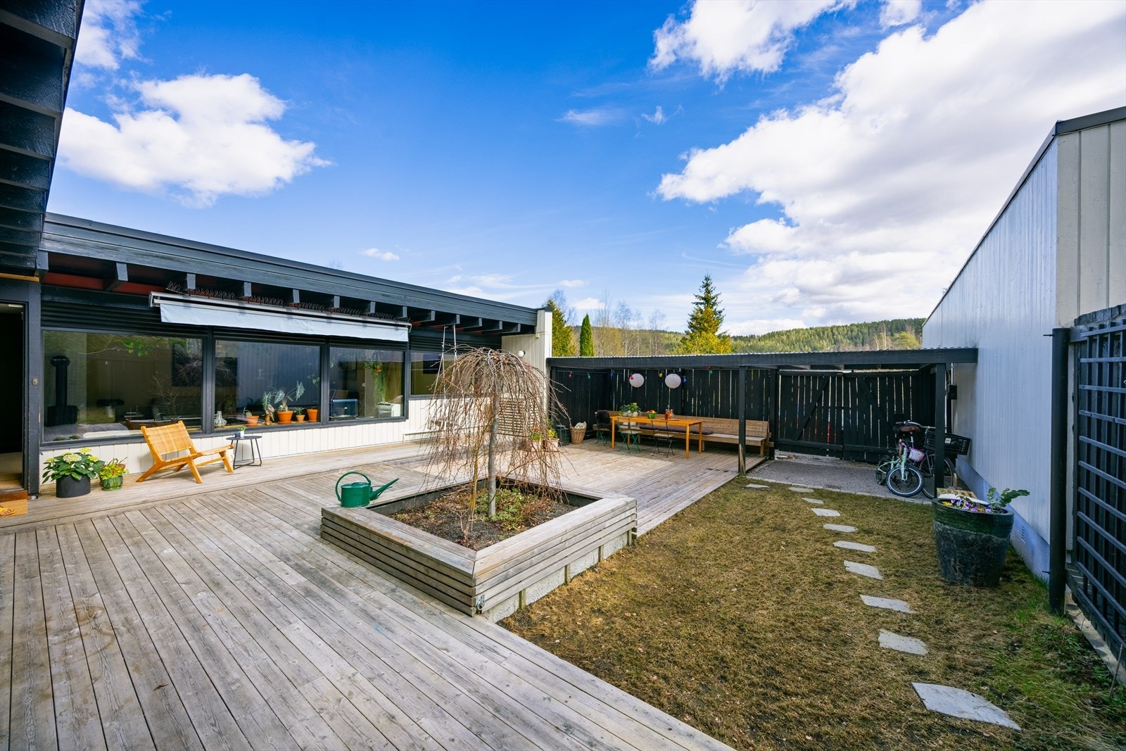 Store deler av dreneringen rundt huset ble gjort i 2015 Galleribilde