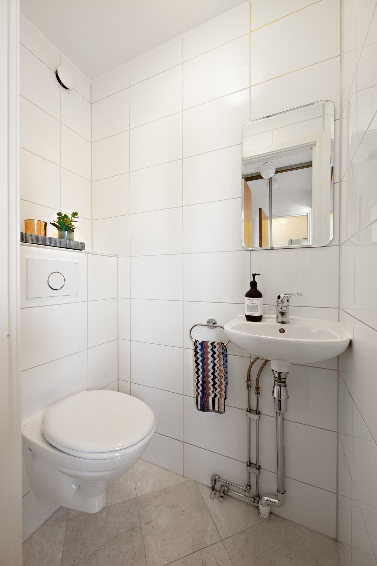 Gjestetoalett i 1.etg. Galleribilde