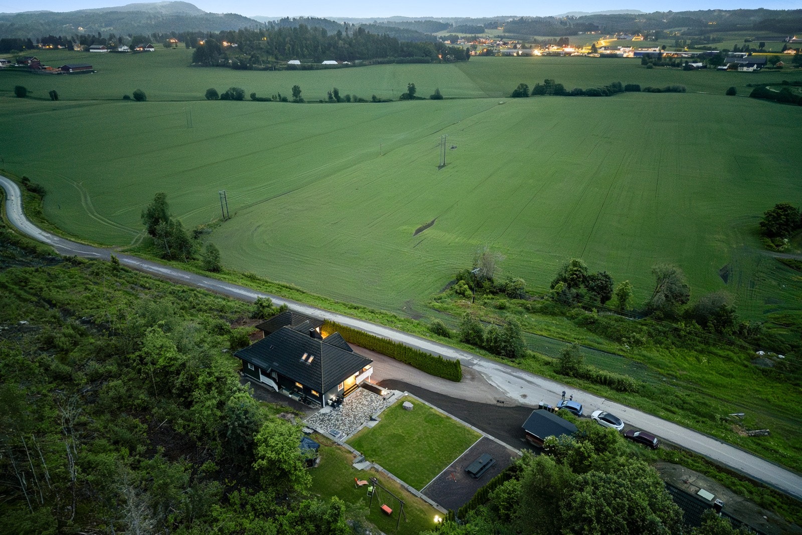 Her finnes det et mylder av merkede turmuligheter, der turistforeningen sørger for løypekjøring vinterstid. Galleribilde