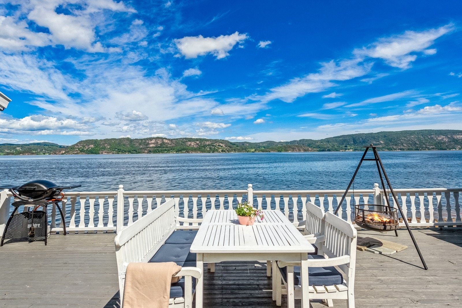 Her er det lett å se for seg sommerferien og late dager Galleribilde