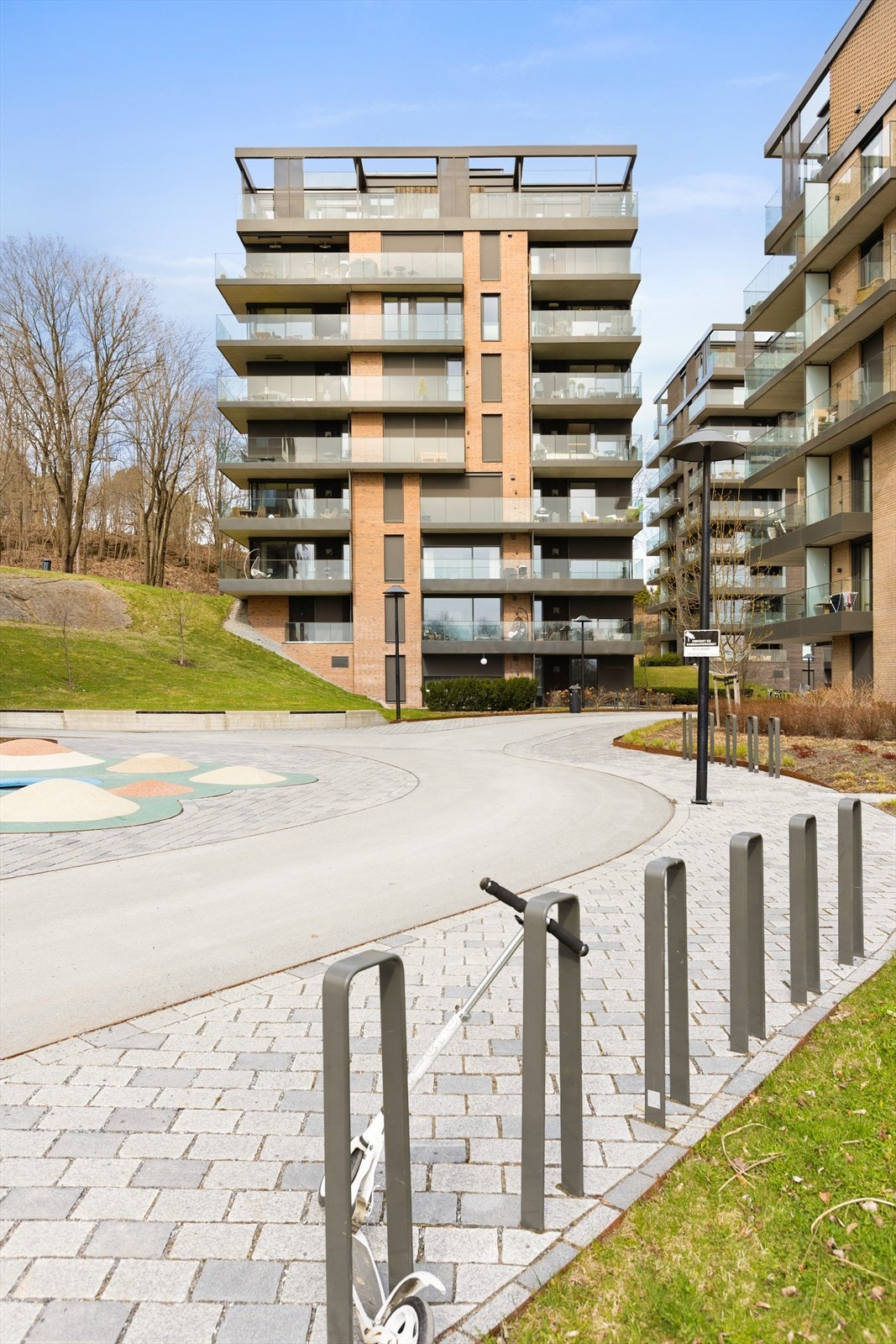 Felles sykkelparkering Galleribilde