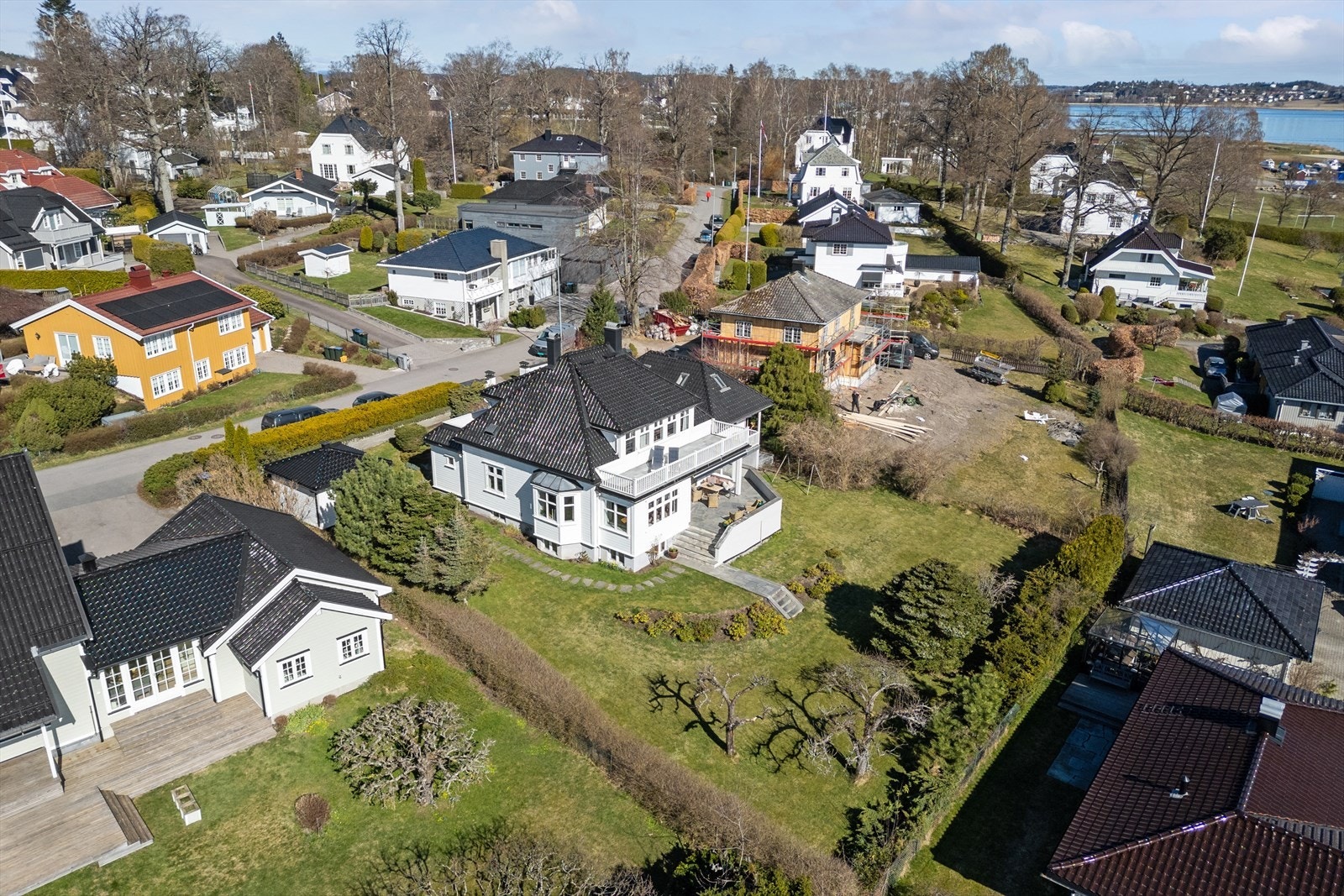 Her bor du i landlige og rolige omgivelser, men samtidig med nærhet til Teie, Tønsberg, Oslo og Torp/Sandefjord flyplass Galleribilde