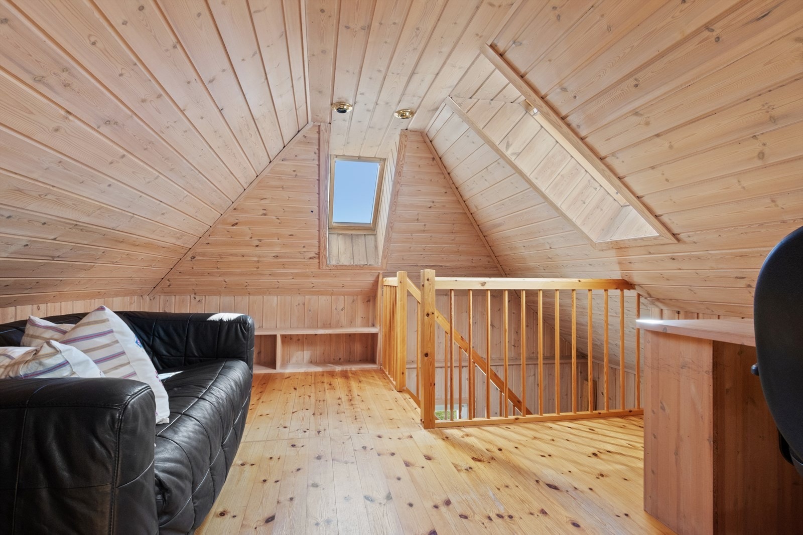 Loft over garasjen, det det gjøres oppmerksom på at dette ikke er omsøkt hos kommunen. Galleribilde