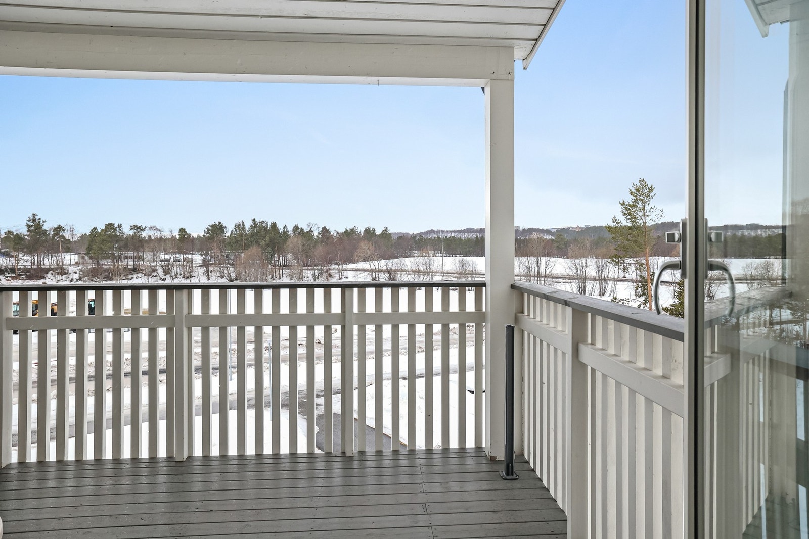 Perfekt plass for å nyte både sommer og vinter stunder. Galleribilde