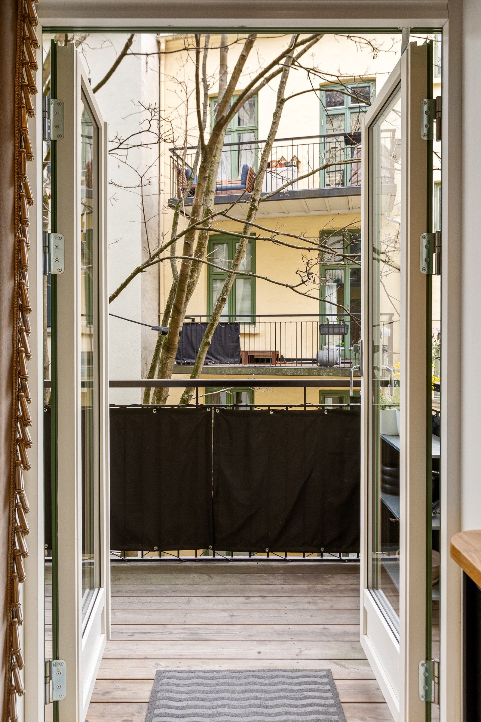 Herfra er det utgang til boligens balkong Galleribilde