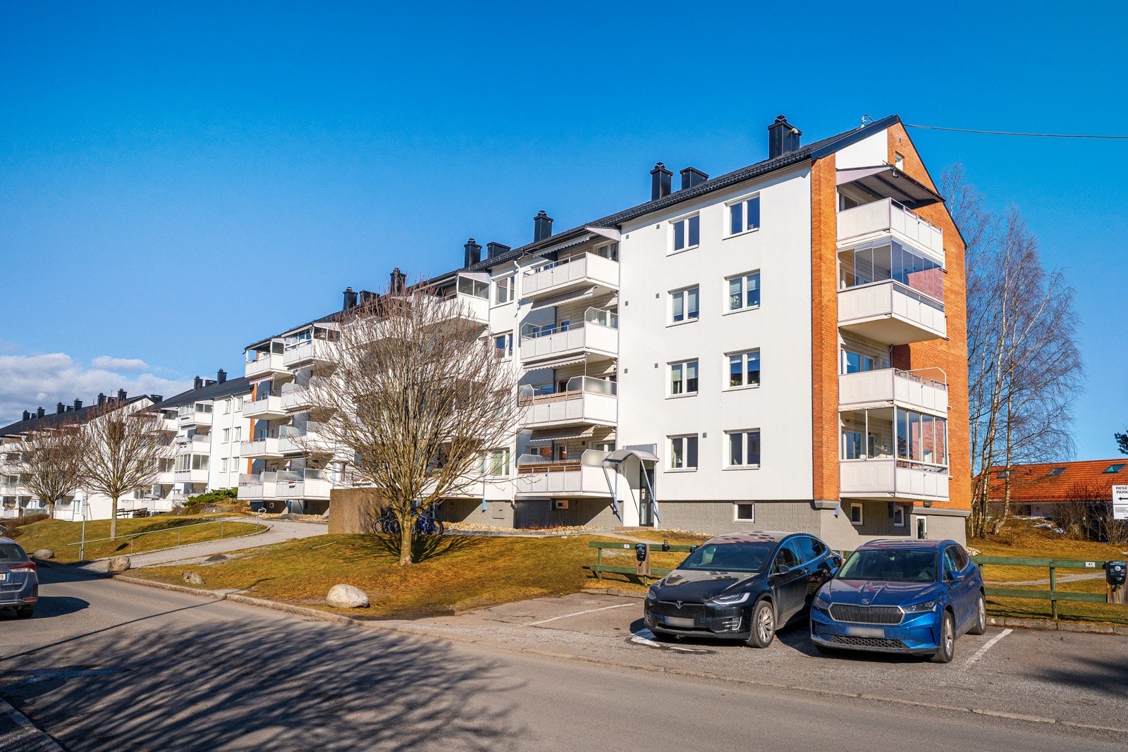 Leiligheten har en flott beliggenhet i 2. etasje Galleribilde