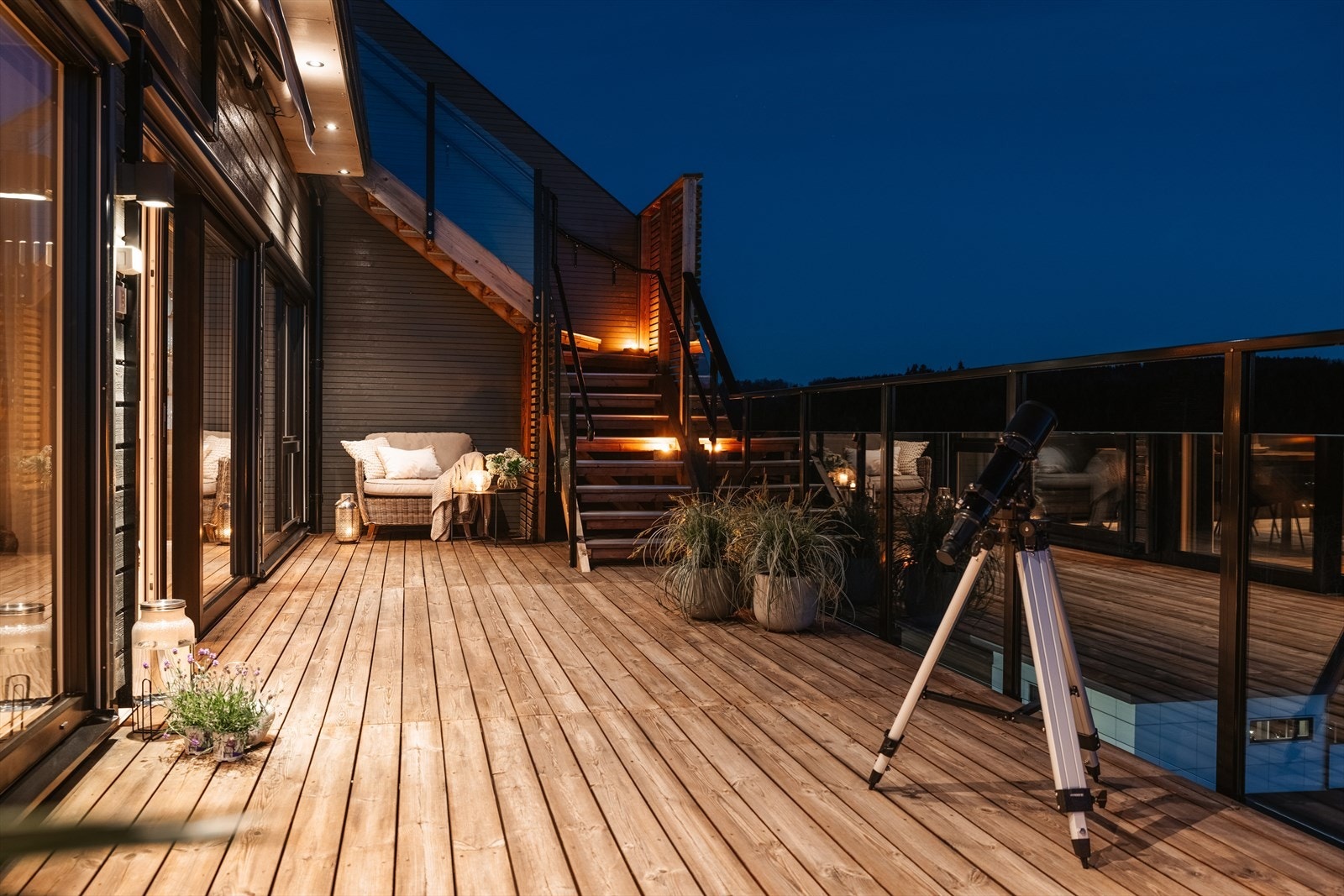 downlights med Elko smart styring og dimmer i gesimskasser Galleribilde